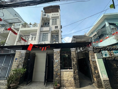 Tin thật 100  bán đất tặng nhà 51m2 tại hẻm 45 trần thái tông - hxh 5m - gpxd 6 lầu xây chdv 4