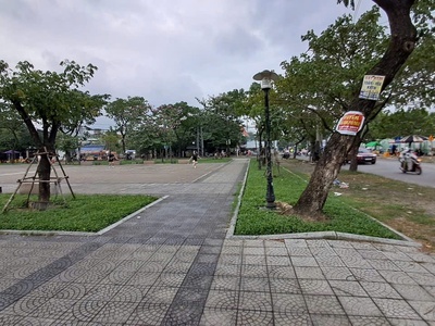 Nguyễn huy tưởng- mặt tiền 7m5- kinh doanh tuyệt đỉnh- mở cửa ra tiền vô- giá nhà kiệt. 0