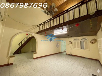 Cần bán nhà mặt tiền ngang 8.5m vuông vức trung tâm bàn cờ nha trang 3