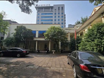 Cho thuê văn phòng kho giá rẻ tại lạc long quân, hà nội 0