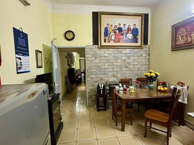 Bán nhà mặt phố hàng cân, 75m2, 3 tầng, mặt tiền rộng 4.7m, 52.5 tỷ, kinh doanh đỉnh 1