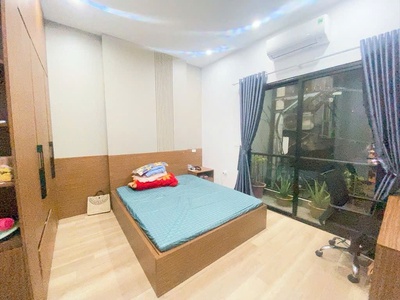 Bán nhà kiến hưng hà đông ô tô vào nhà ngõ thông full nội thất gắn tường 3