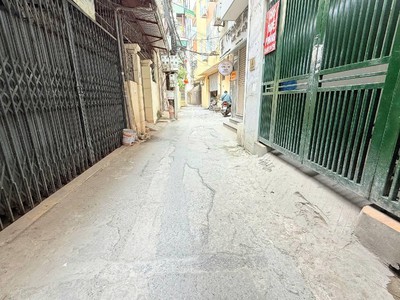 Chính chủ cần bán nhà dt 50 m2 x 4 tầng nhỉnh 13 tỷ ô tô kd 2