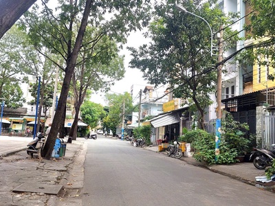 Nhà mặt tiền kinh doanh sầm uất đường số 7,trung tâm long trường nhà 3 tầng thiết kế hiện đại 1