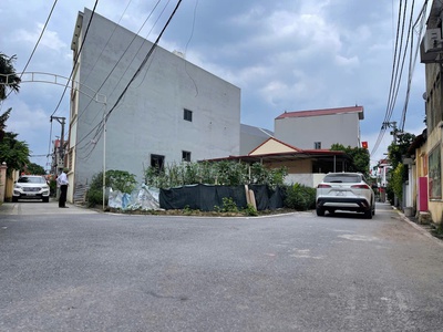 Ra hàng 41m đất đẹp la thạch đan phượng - oto tránh - nhỉnh 3 tỷ. 2