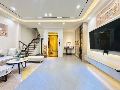 Nhà đẹp thịnh quang - 7 tầng thang máy - full nội thất - 40m2 mt 5.5m giá 15.2 tỷ 4