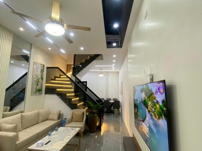 Pl quân đội - hoàng văn thái - ô tô 2 thoáng dt 42m-5 tầng mặt tiền 4m giá 15.9 tỷ 0