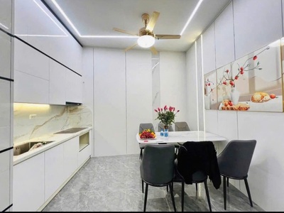 Pl quân đội - hoàng văn thái - ô tô 2 thoáng dt 42m-5 tầng mặt tiền 4m giá 15.9 tỷ 3