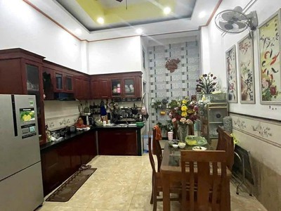 nhà đẹp 4 tầng 62m2 - 4pn - hxh gần chợ hiệp thành q12- tp.hcm giá: 5,75 tỷ 3