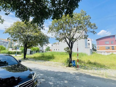 Lô đất góc 2 mặt tiền   vị trí vàng ngay the seasons lái thiêu   gần lotte mart   bv becamex 1