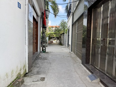 Cần bán lô góc 47,2m2 đất, đường thông ô tô con tại Phúc Lợi, cách mặt đường gom Đê 50m 1