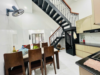 Siêu HOT: Nhà 2 tầng hướng Nam Lâm Tường, Lê Chân, Hải Phòng Ngõ thông, giá 5,2 tỷ 2