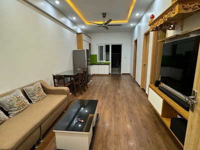 Chủ nhà cần bán gấp căn hộ 2 ngủ full đồ ban công đông nam chung cư Thanh Hà 4