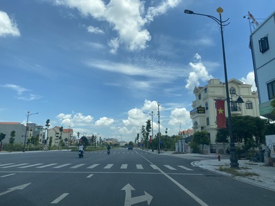 Bán Lô Góc 200m2 trục 55m Lý Thánh Tông, ngay nút giao Tây Nam Thành Phố 0