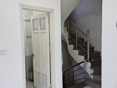 Mặt bằng đẹp kinh doanh   văn phòng   Tầng 1,2 Vũ Ngọc Phan   Nhà 3 mặt tiền 1