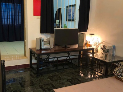 Chính chủ cho thuê căn hộ Tập thể Công An tầng 5, mặt phố Nguyên Hồng, Láng Hạ, Đống Đa 0