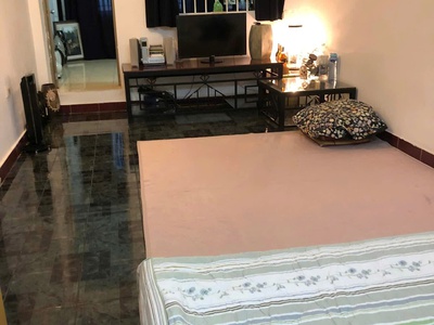 Chính chủ cho thuê căn hộ Tập thể Công An tầng 5, mặt phố Nguyên Hồng, Láng Hạ, Đống Đa 2