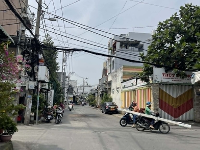 Bán nhà măt tiền , đường nguyễn thành vĩnh p tmt q12, 36m2, 2 tầng, nhỉnh 3 tỷ 0