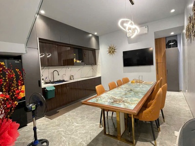 Bán nhà mới, nội thất sang trọng 1