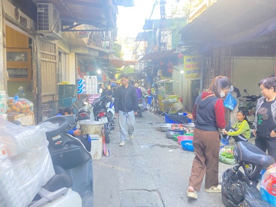 Chính chủ cần bán nhà 4 tầng phố nguyễn trãi - royral city thanh xuân 1