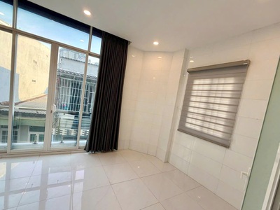 Nhà mới 4 tầng 154 âu dương lân p.chánh hưng p3q8 . giá: 5.95 tỷ 3