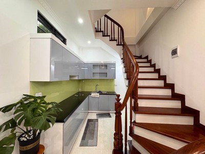 Hiếm -bán nhà đẹp bồ đề- oto đỗ cổng- full nội thất 35m 5 tầng nhỉnh 7 tỷ tl 2