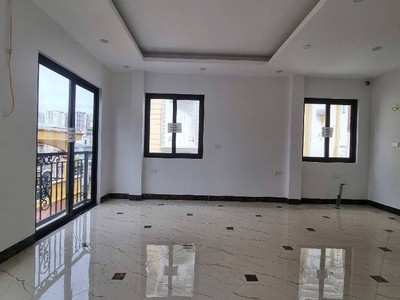 Nhà mới đón tết - ôtô tránh dừng đỗ ngày đêm - thang máy- kinh doanh 30m2 6 tầng. 3