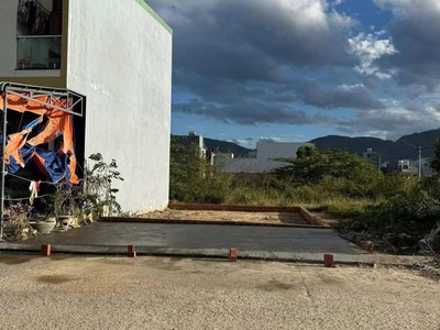 Bán lô đất mặt tiền huỳnh văn thống p. nhơn bình quy nhơn 0