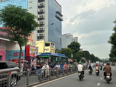 Hiếm nhà bán hẻm 214 nguyễn oanh 5 lầu có t.máy 80m2 ngang 4m gần chợ chỉ 15.7 tỷ. 3