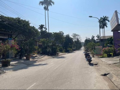 Bán lô đất 100m2 100m2 thổ cư, 3m đất vườn thuộc tiên phú - văn phú yên bái. 0