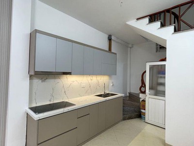 Dân xây phố hồng tiến, hàng xóm bv tâm anh 31m2, 5 tầng, ô tô đỗ cổng - chỉ 8.x tỷ 1