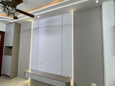 Dân xây phố hồng tiến, hàng xóm bv tâm anh 31m2, 5 tầng, ô tô đỗ cổng - chỉ 8.x tỷ 0