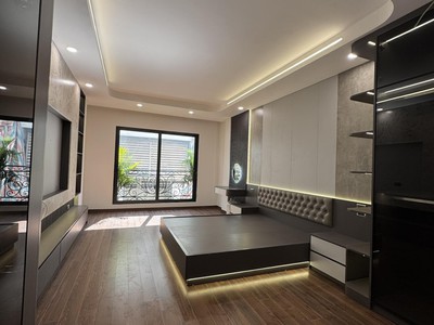 Bán nhà hoàng quốc việt cầu giáy 8 tầng thang máy phân lô vỉa hè ô tô kinh doanh 23 tỷ 3