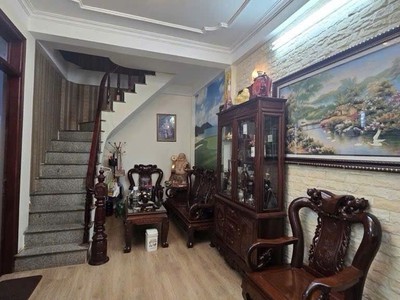 Bán nhà kim mã 30m2. 6 tầng. mặt tiền 4.8m. giá 15.8 tỷ ba đình hà nội 4