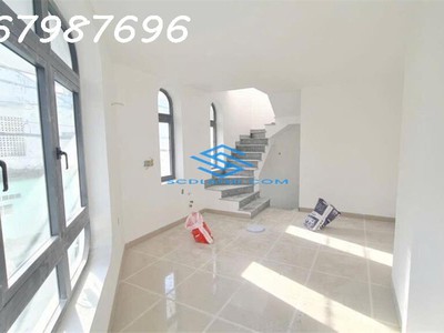 Bán căn góc 2 mặt tiền trung tâm nha trang nhà 4 tầng tum giá 8 tỷ 4