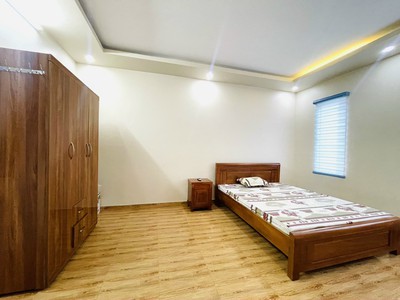 Cho thuê nhà phố Văn Cao, 4 p.ngủ full đồ, DT: 55m2. 8