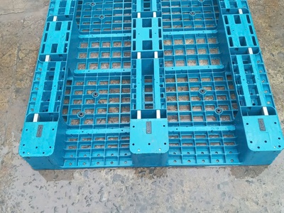 Pallet nhựa kê vải giá rẻ nhất thị trường 1