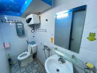 N3976. C.H.O T.H.U.Ê N.H.À đẹp ở 239 Lê Lợi thông sang hồ đào. 3