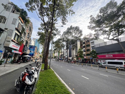 Bán siêun phẩm tòa nhà 7 tầng có hầm - mặt tiền kd đ.trần hưng đạo ,quận 1 - chỉ 65t - giang 3