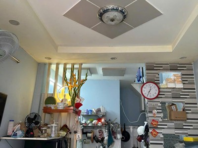 nhà gần mt nguyễn thị tần, p2 q8 2 lầu, sh riêng chỉ 2.98 tỷ 4