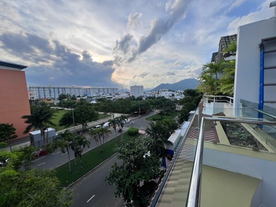 Bán nhà 3 tầng kinh doanh ngay giữa khu vĩnh điềm trung sầm uất. 2