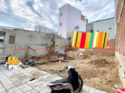 Bán lô đất nở hậu cách lê hồng phong chỉ 30m, phước hải, nha trang 1