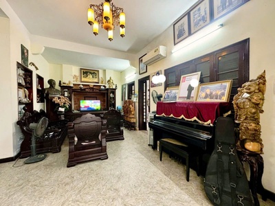 Bán đảo linh đàm- hoàng mai, ô tô vào nhà,185 m2, 4 tầng, mặt tiền 12m, giá 42 tỷ. 1