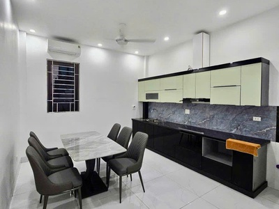 Bán nhà ngọc thụy 51m 5 tầng mt4m ô tô lô góc 3 thoáng hơn 13 tỷ 2