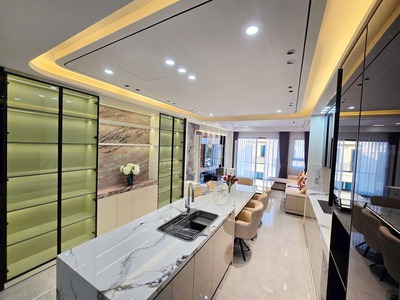 Cần bán 51,7m2 nhà 6 tầng, thoáng trước sau, thang máy tại TĐC Ngọc Thụy, Bồ Đề 3