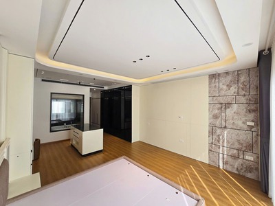 Cần bán 51,7m2 nhà 6 tầng, thoáng trước sau, thang máy tại TĐC Ngọc Thụy, Bồ Đề 6