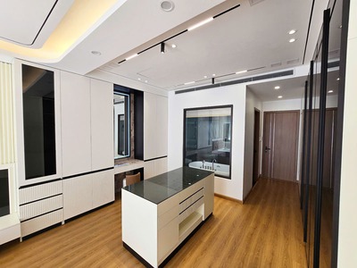 Cần bán 51,7m2 nhà 6 tầng, thoáng trước sau, thang máy tại TĐC Ngọc Thụy, Bồ Đề 7