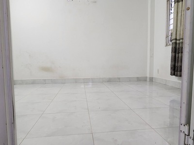 Cho thuê nhà nguyên căn 2PN 2WC   Mặt tiền Đường thông Linh Tây, gần Phạm Văn Đồng, giá 8tr/tháng 5