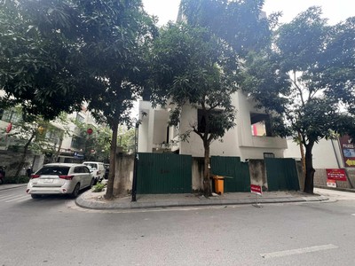 Cực Đẹp BT Ngụy Như Kon Tum Lô Góc 3 Mặt 5 Tầng 75 Tỷ Kinh Doanh Mặt Tiền 10M 0