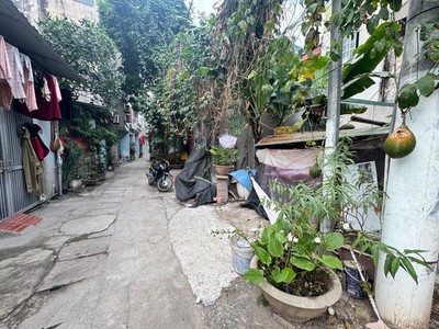 Bán đất khuyến lương 54M VF3 vào đất hoàng mai 2